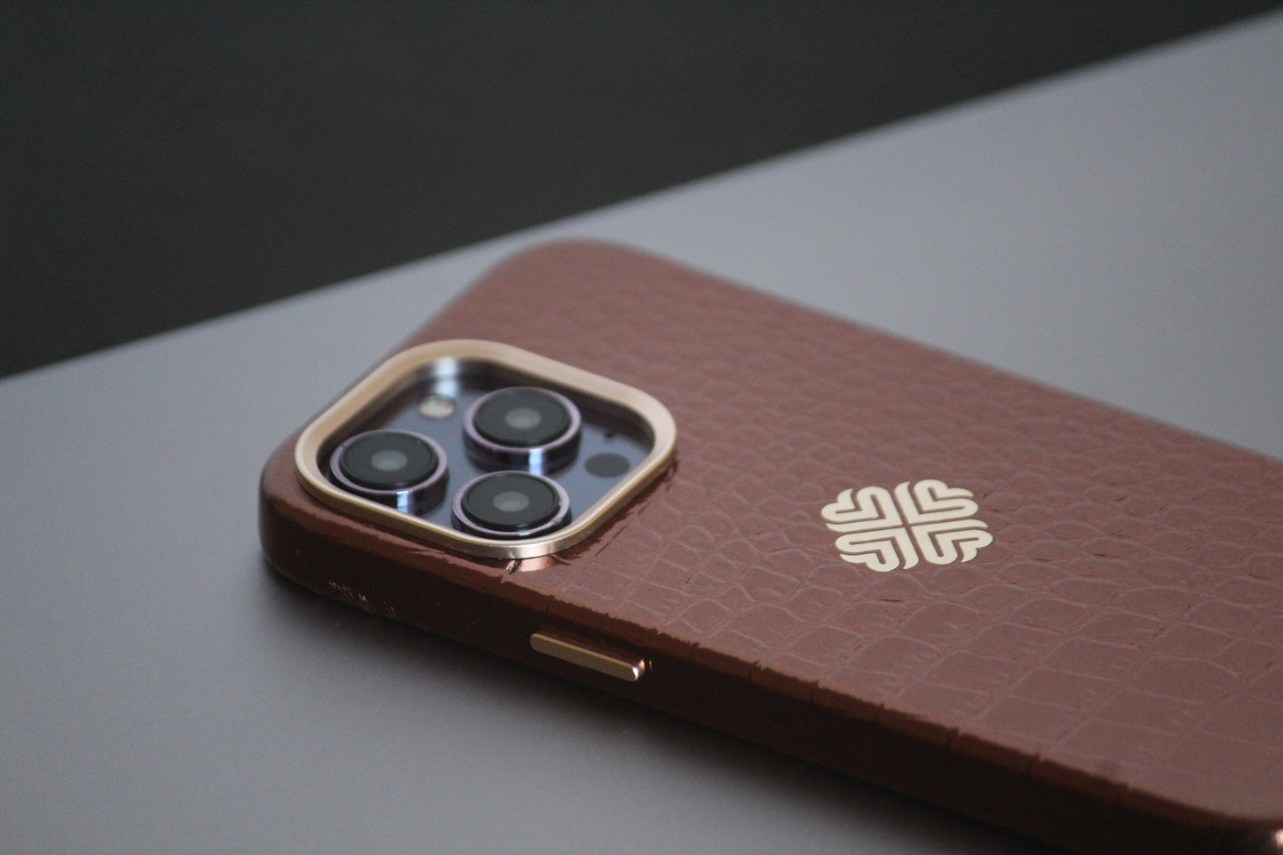 Royal Copper | MagSafe Premium Leather Luxury iPhone Cover