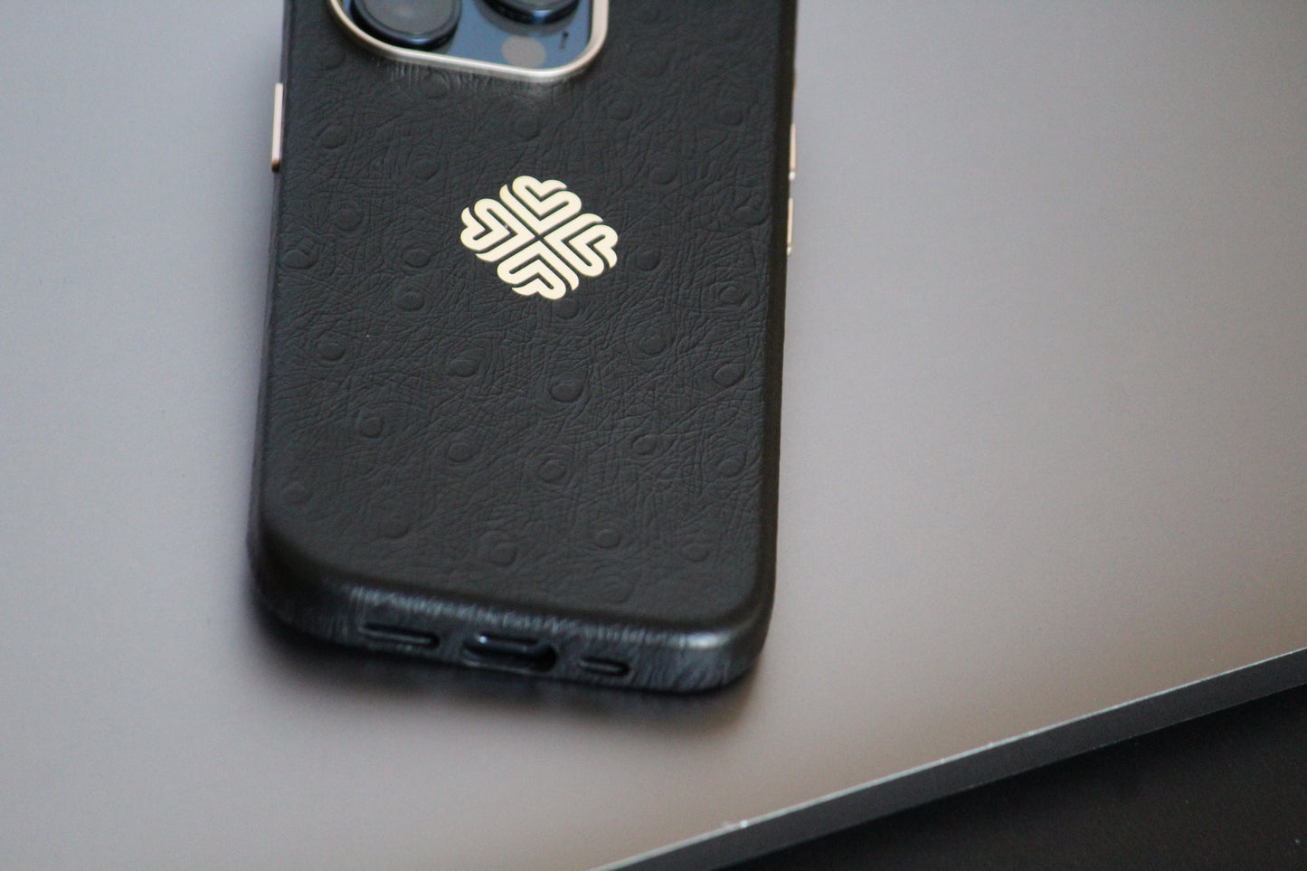 Ostrich Black | MagSafe Premium Leather Luxury iPhone Cover