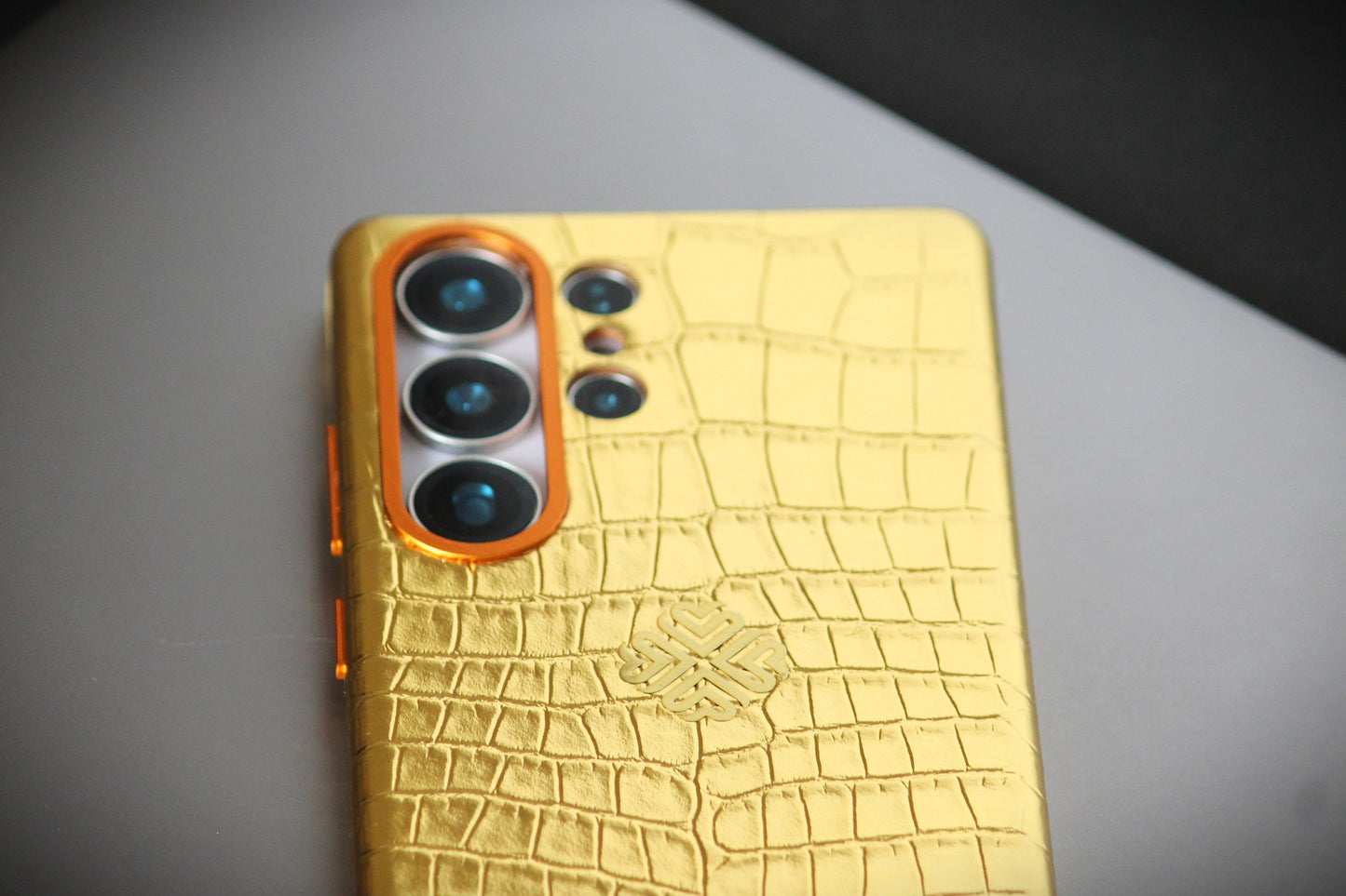 Royal Gold | Premium Leather Luxury S25 Ultra Cover