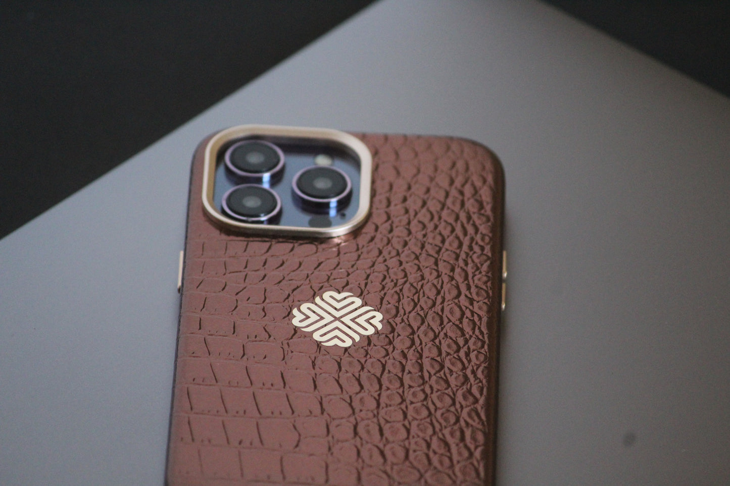Royal Copper | MagSafe Premium Leather Luxury iPhone Cover