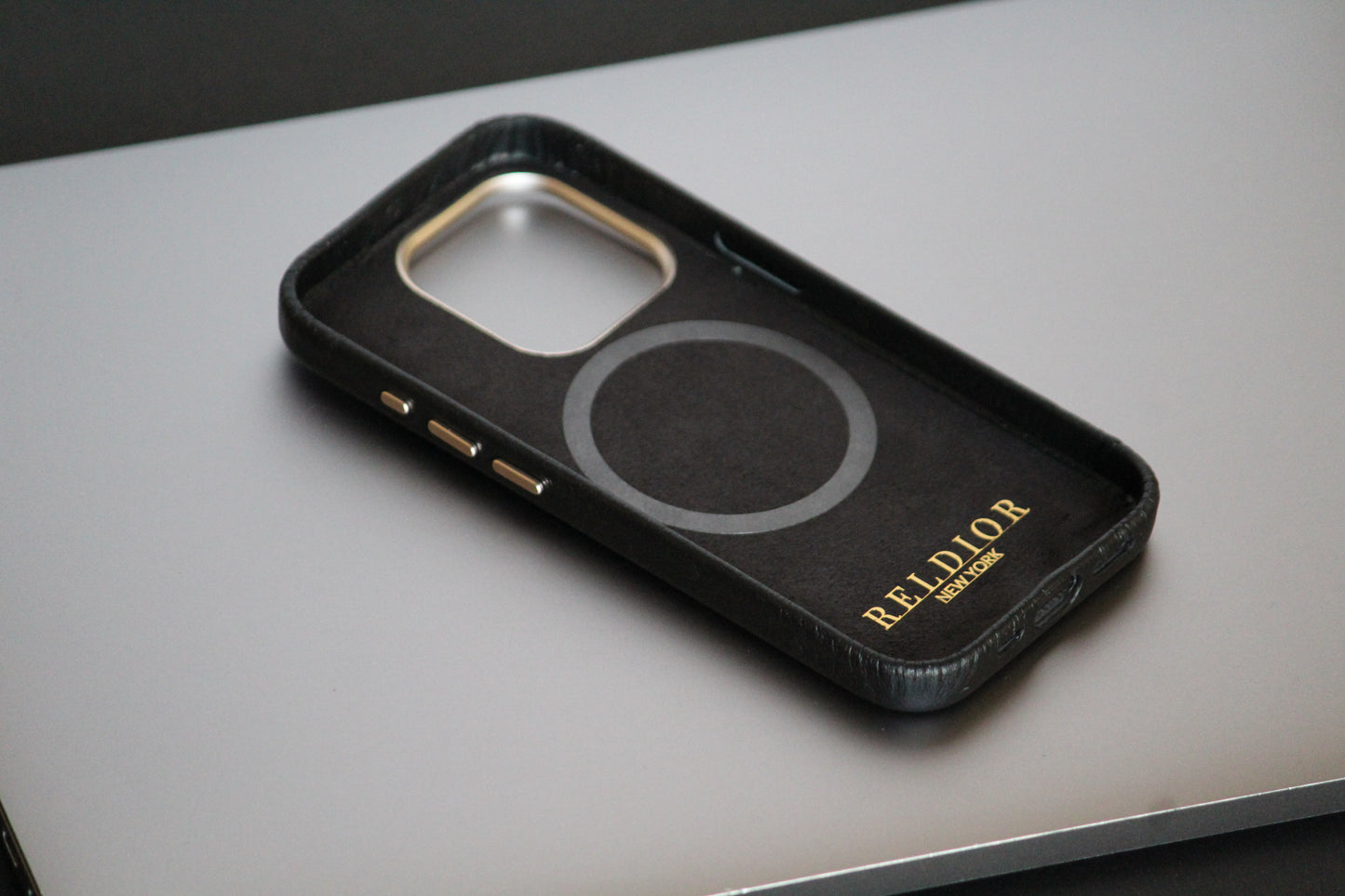 Ostrich Black | MagSafe Premium Leather Luxury iPhone Cover