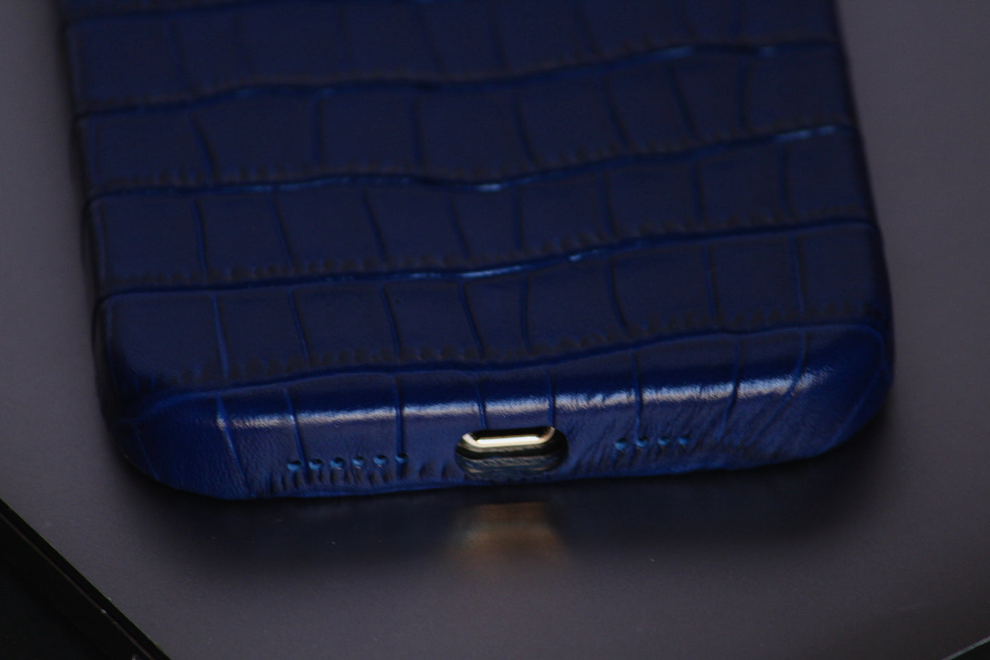 India's Best Leather iPhone Cover by Reldior