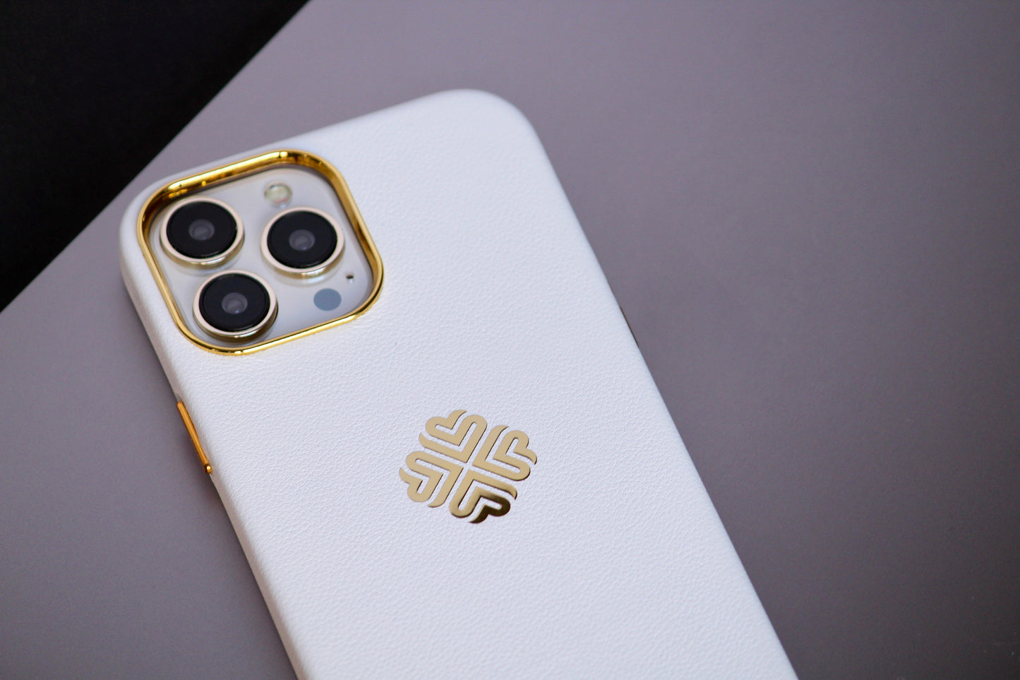 Pure White iphone 12 pro max case