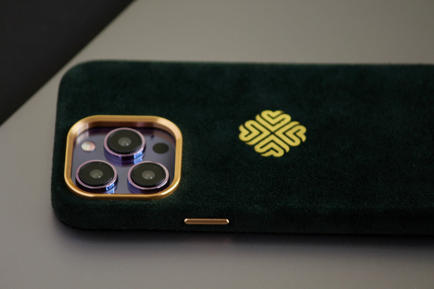 Forest Green | MagSafe Premium Alcantara Leather Luxury iPhone Cover