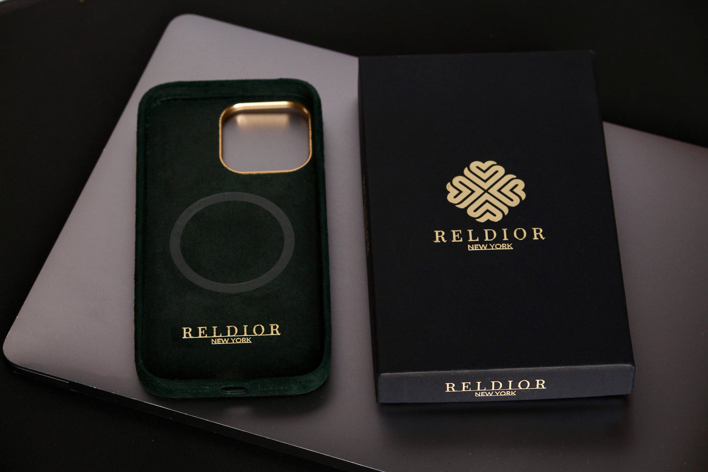 Forest Green | MagSafe Premium Alcantara Leather Luxury iPhone Cover