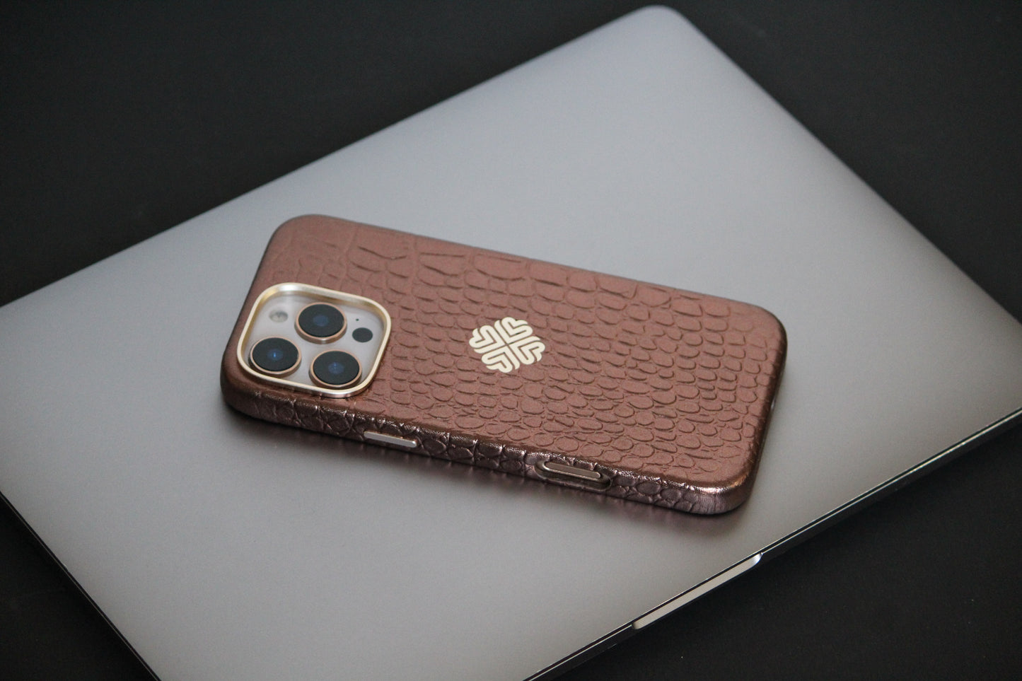 Royal Copper | MagSafe Premium Leather Luxury iPhone Cover