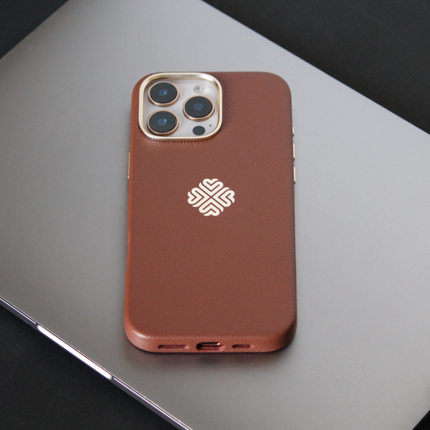 Saddle Brown | MagSafe Premium Leather Luxury iPhone Cover