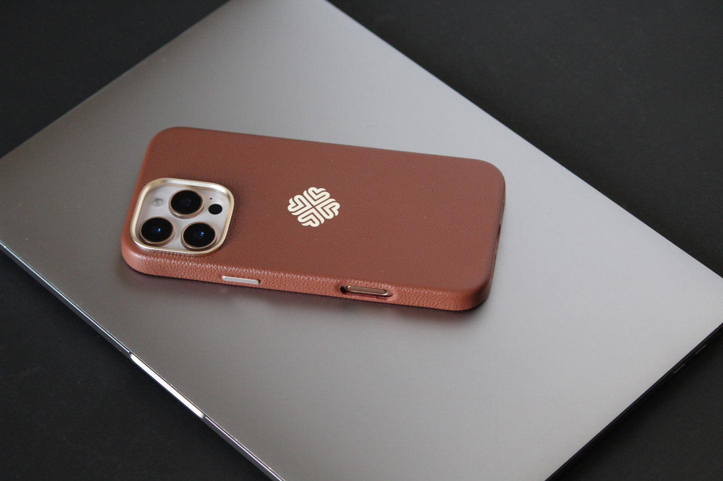 Saddle Brown | MagSafe Premium Leather Luxury iPhone Cover