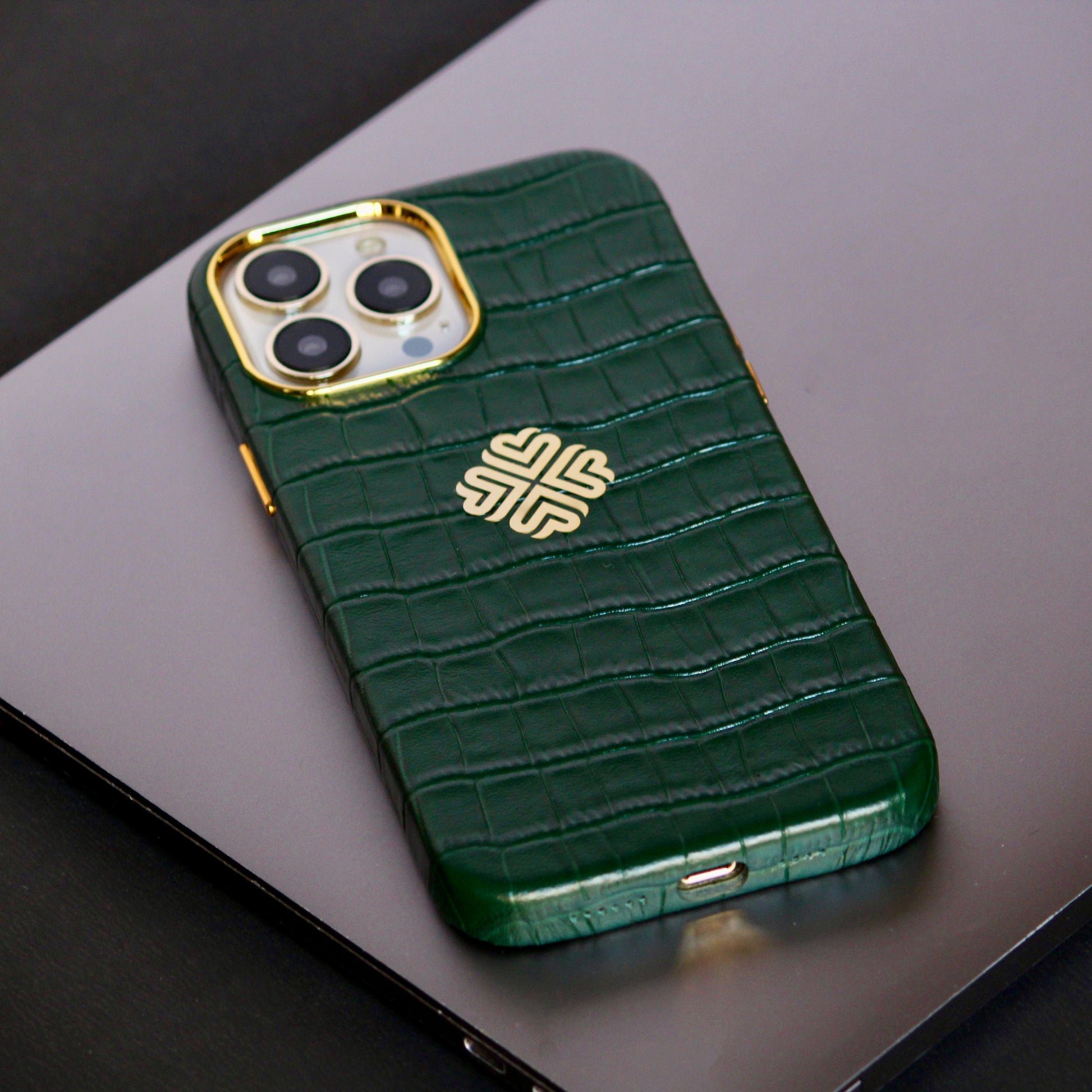 Forest Green original Leather iPhone Cover