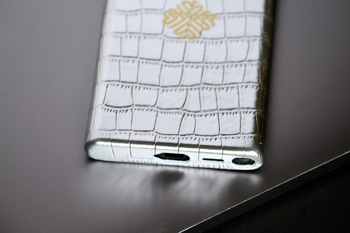 Royal Silver | Premium Leather Luxury S22 Ultra Cover